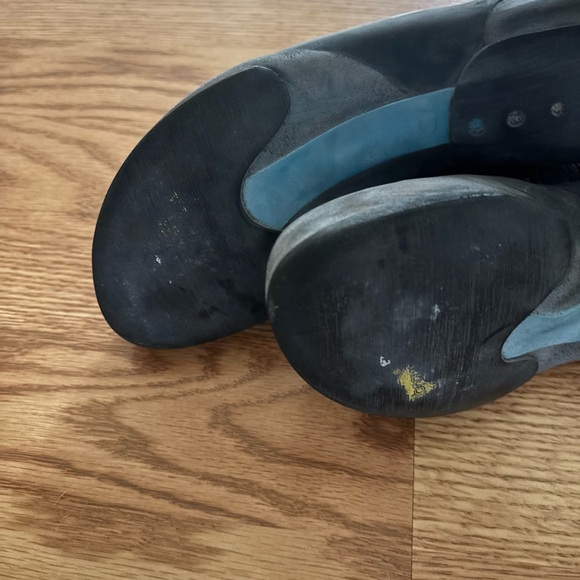 Scarpa Drago LV climbing shoes size EU 39/US 7.5
Women’s - Picture 4 of 10